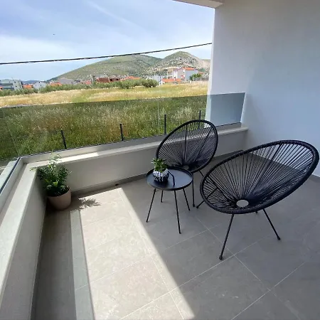 Apartament Tragurium *