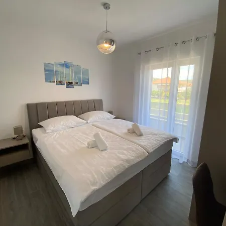 Tragurium Apartament *
